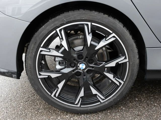 BMW 120 120i M-Sport Sedan