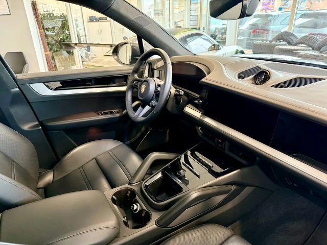 Porsche Cayenne E-Hybrid Turbo