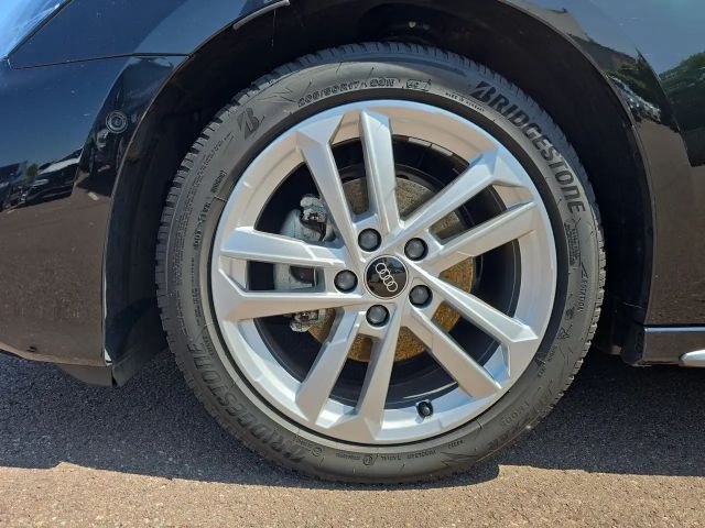Audi A3 35 TFSI S-Line Sedan Sportback