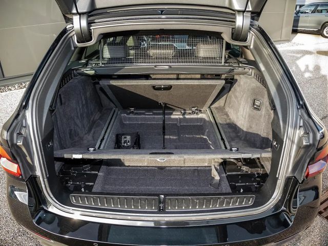 BMW 520 520d M-Sport Touring xDrive