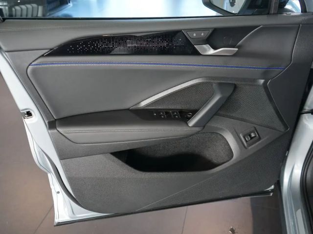 Volkswagen Tiguan 1.5 eTSI R-Line Style