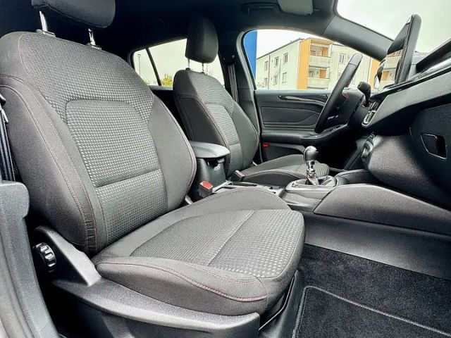 Ford Focus EcoBoost ST Line