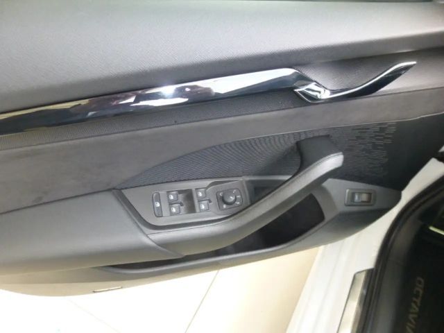Skoda Octavia 2.0 TSI Combi RS