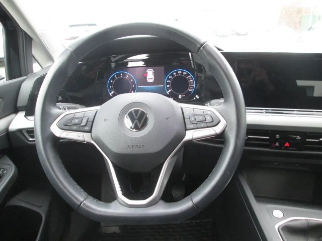 Volkswagen Golf 1.5 TSI Life Variant