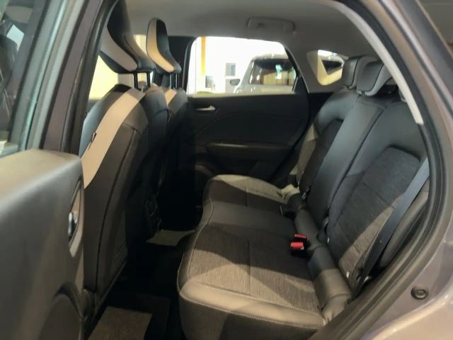Renault Captur E-Tech Intens