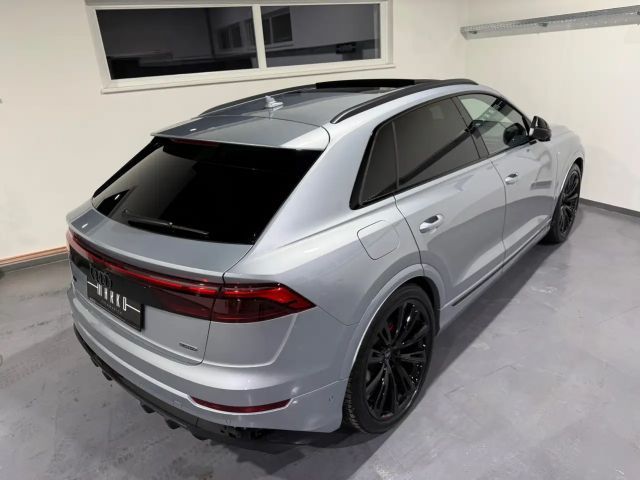 Audi Q8 55 TFSI Hybride Quattro