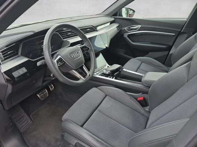 Audi Q8 e-tron 50 Business Quattro