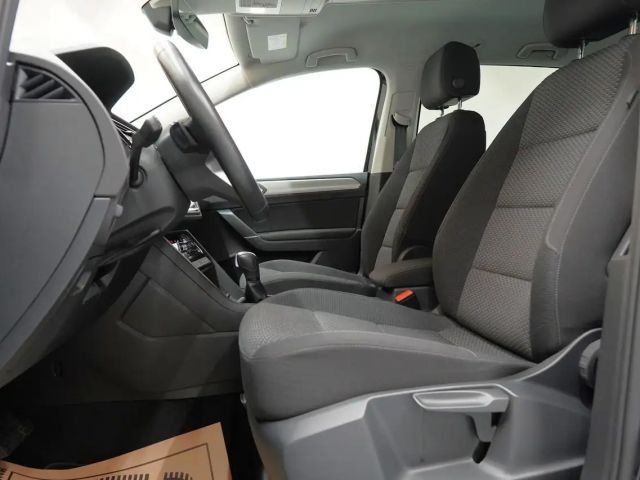 Volkswagen Touran 1.5 TSI DSG