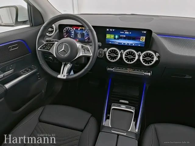 Mercedes-Benz GLA 220 4MATIC GLA 220 d