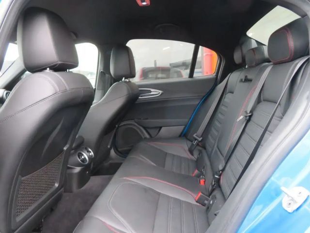 Alfa Romeo Giulia Q4