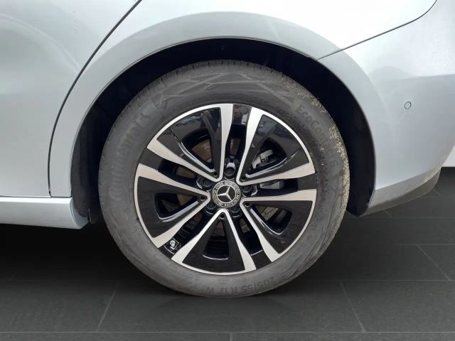 Mercedes-Benz B 180 Progressive