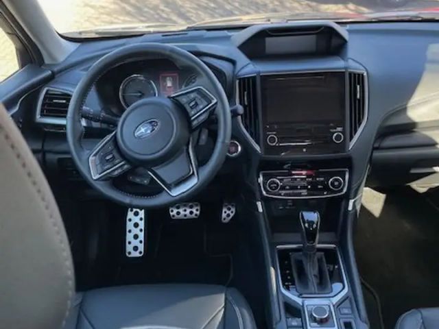 Subaru Forester Lineartronic Edition