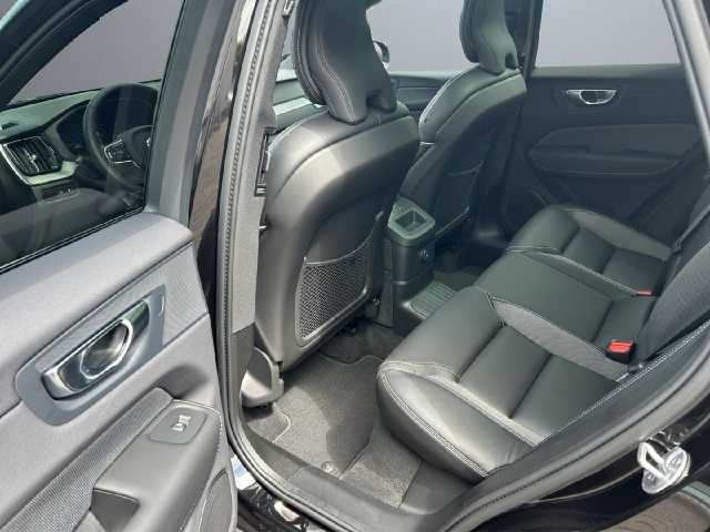 Volvo XC60 AWD Plus T6