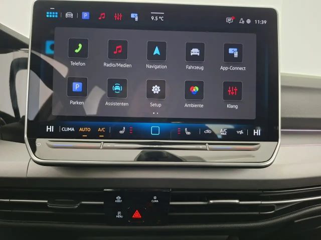 Volkswagen Golf Business DSG Variant