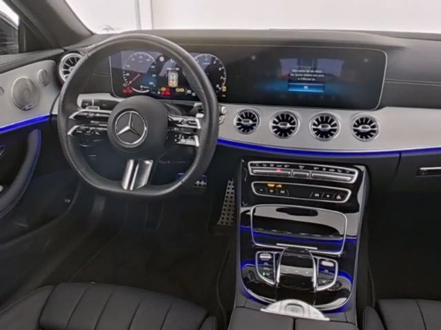 Mercedes-Benz E 200 AMG Line Cabriolet