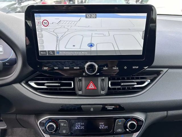 Hyundai i30 Advantage Hybrid T-GDi