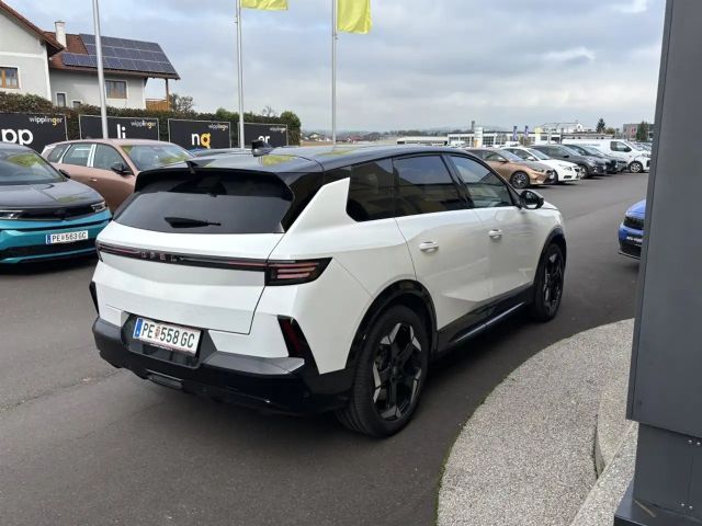 Opel Grandland X Opel Grandland Electric 325PS