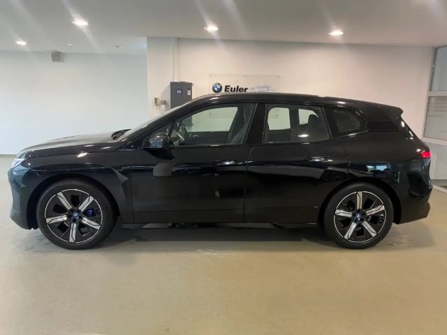 BMW iX xDrive50