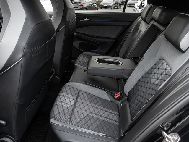 Volkswagen Golf 2.0 TSI DSG