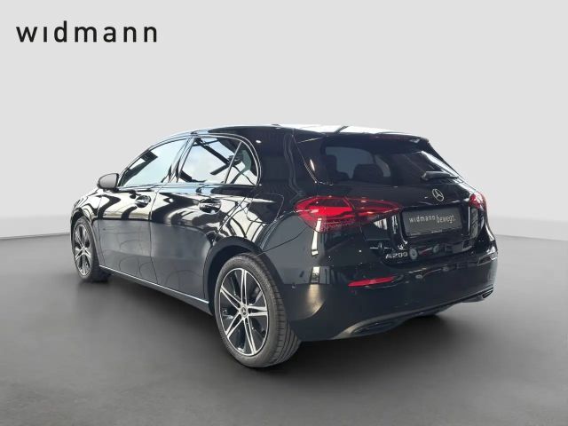 Mercedes-Benz A 200 Progressive