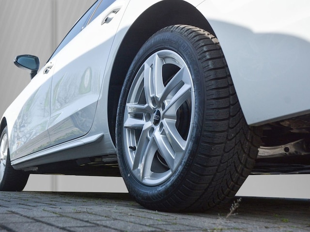 Audi A4 35 TDI Avant S-Tronic