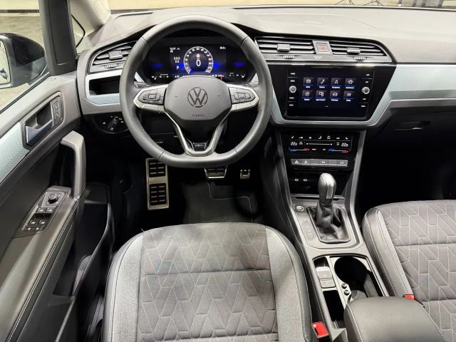 Volkswagen Touran 1.5 TSI DSG
