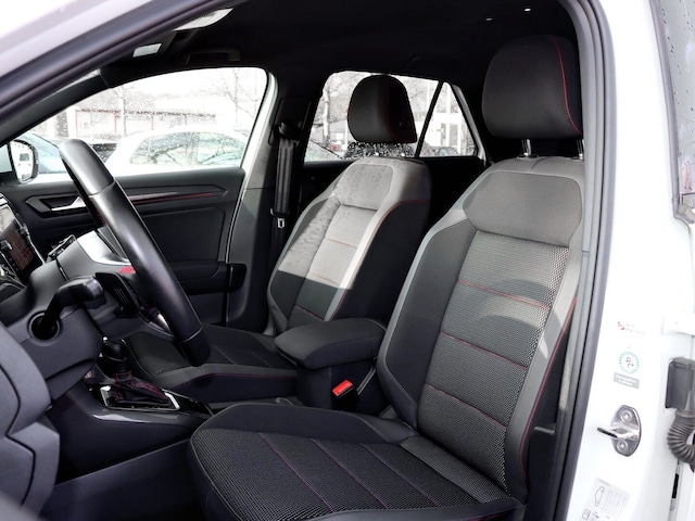 Volkswagen T-Roc 1.5 TSI DSG Sport