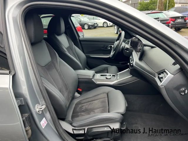 BMW 320 320d M-Sport Touring xDrive