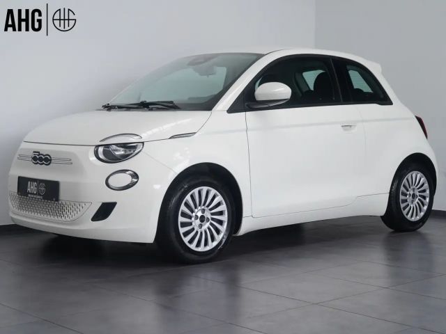 Fiat 500e 87KW/42kWh/DC-LADEN/CARPLAY/DAB/SOH