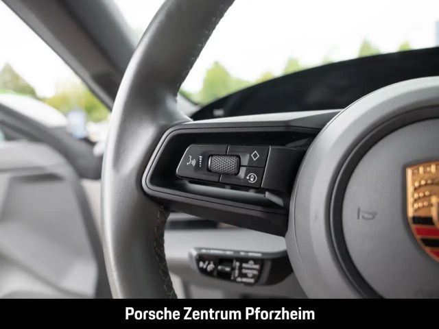 Porsche Taycan 4S