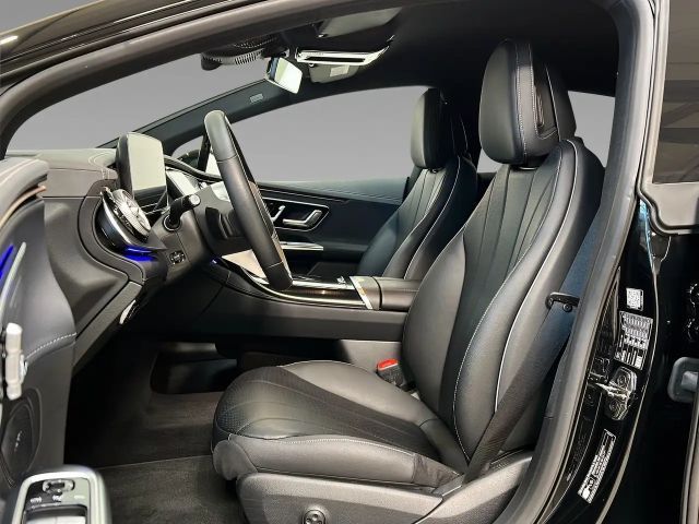 Mercedes-Benz EQE 350 AMG Line Sedan