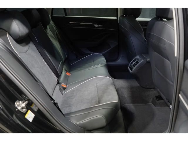 Volkswagen Passat 1.5 eTSI Business