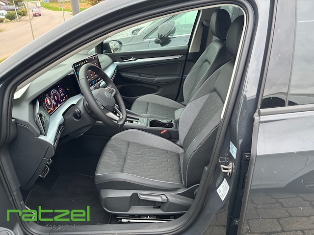 Volkswagen Golf 1.5 eTSI DSG