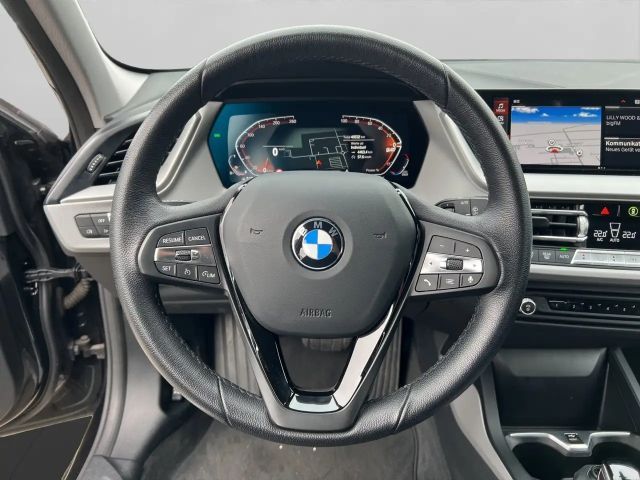 BMW 118 118i Advantage pakket Sedan