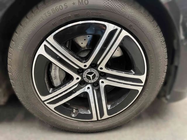 Mercedes-Benz E 220 AMG Line E 220 d Estate