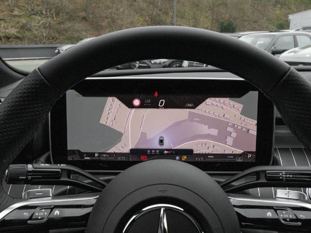 Mercedes-Benz C 200 AMG Line Sedan