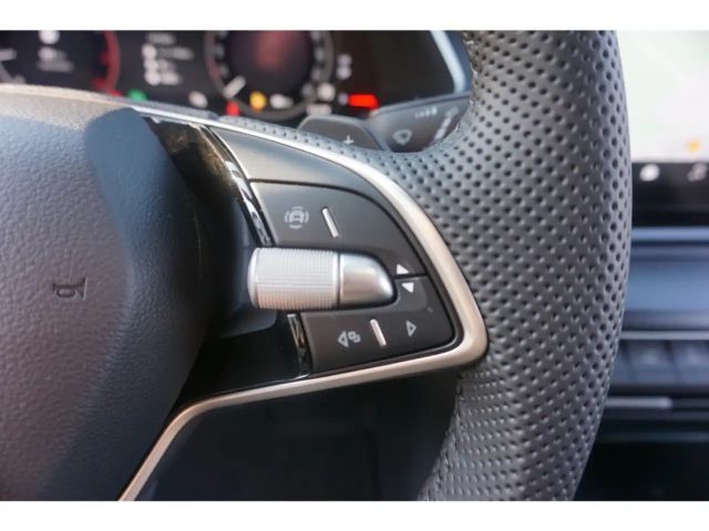 Skoda Octavia 1.5 TSI Combi Sportline