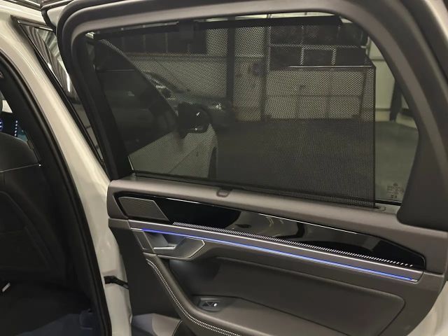 Volkswagen Touareg R-Line Style