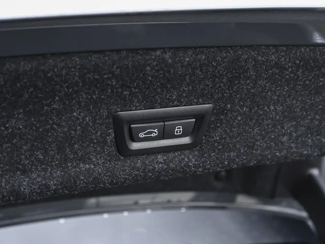 BMW 330 330i M-Sport Sedan xDrive