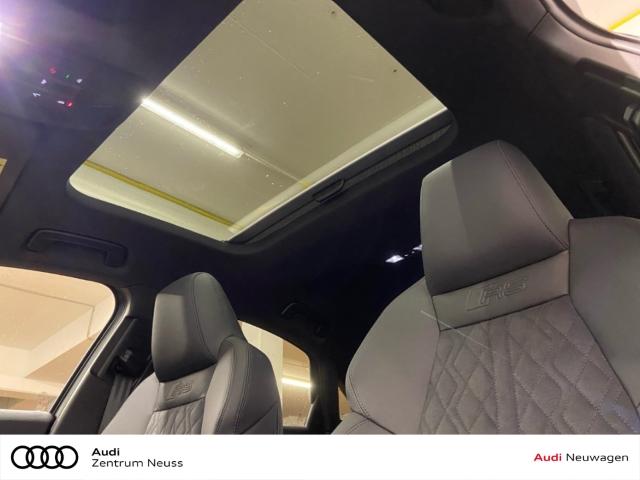 Audi RS3 Quattro S-Tronic Sedan