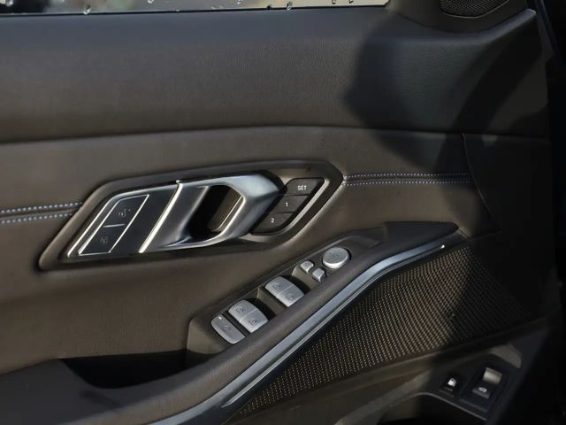 BMW 330 330e M-Sport Touring