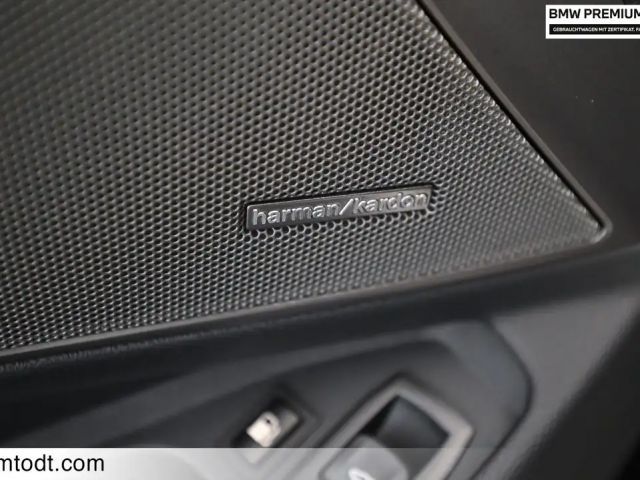 BMW 330 330e M-Sport xDrive