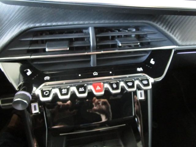 Peugeot E-208 GT-Line Hybrid