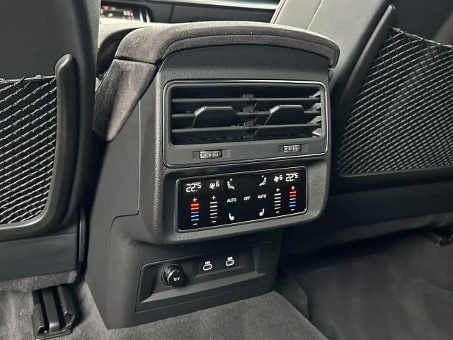 Audi RS Q8 Performance