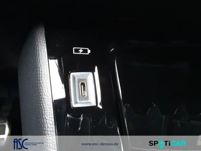 Peugeot E-208 GT-Line Hybrid