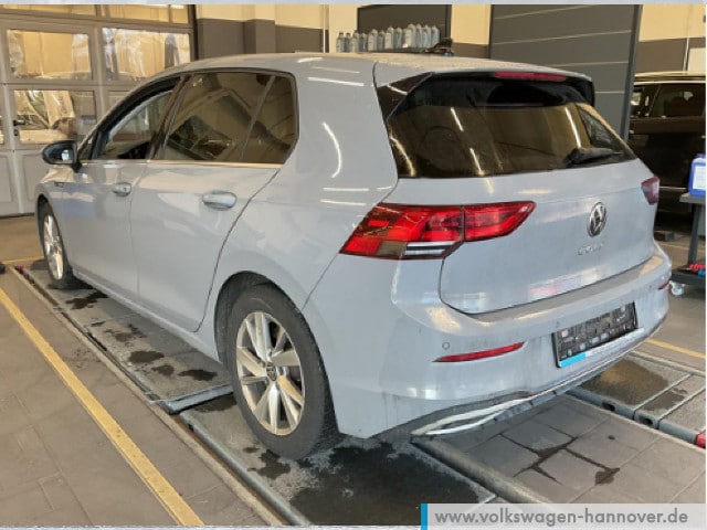 Volkswagen Golf 2.0 TDI DSG Golf VIII Style