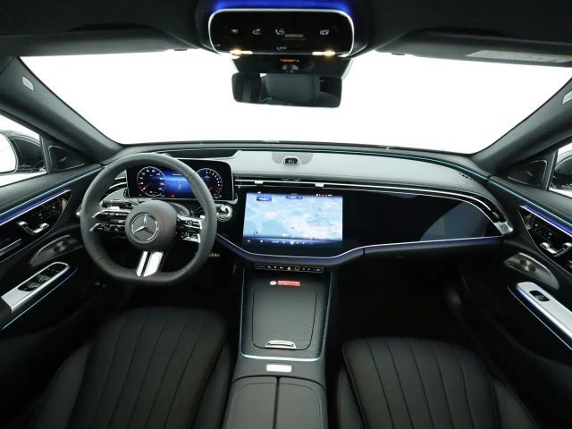 Mercedes-Benz E 400 4MATIC Sedan