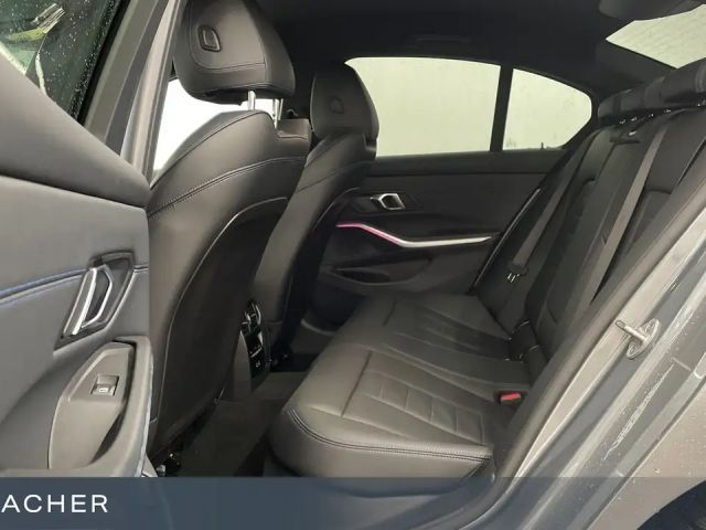 BMW 330 330i M-Sport Sedan xDrive