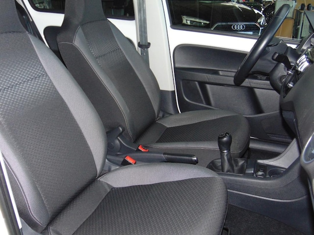 Volkswagen up! Move Move up!