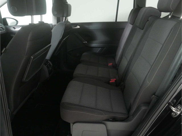 Volkswagen Touran 1.5 TSI DSG R-Line